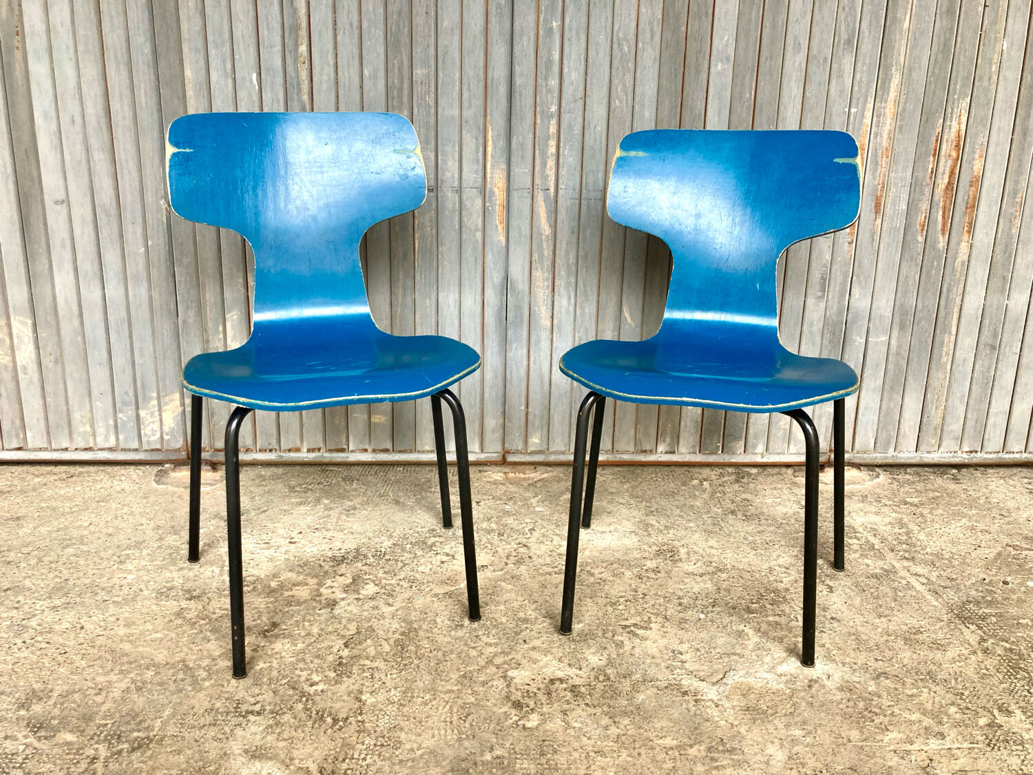 Set of 2 children's chairs by Arne Jacobsen for Fritz Hansen