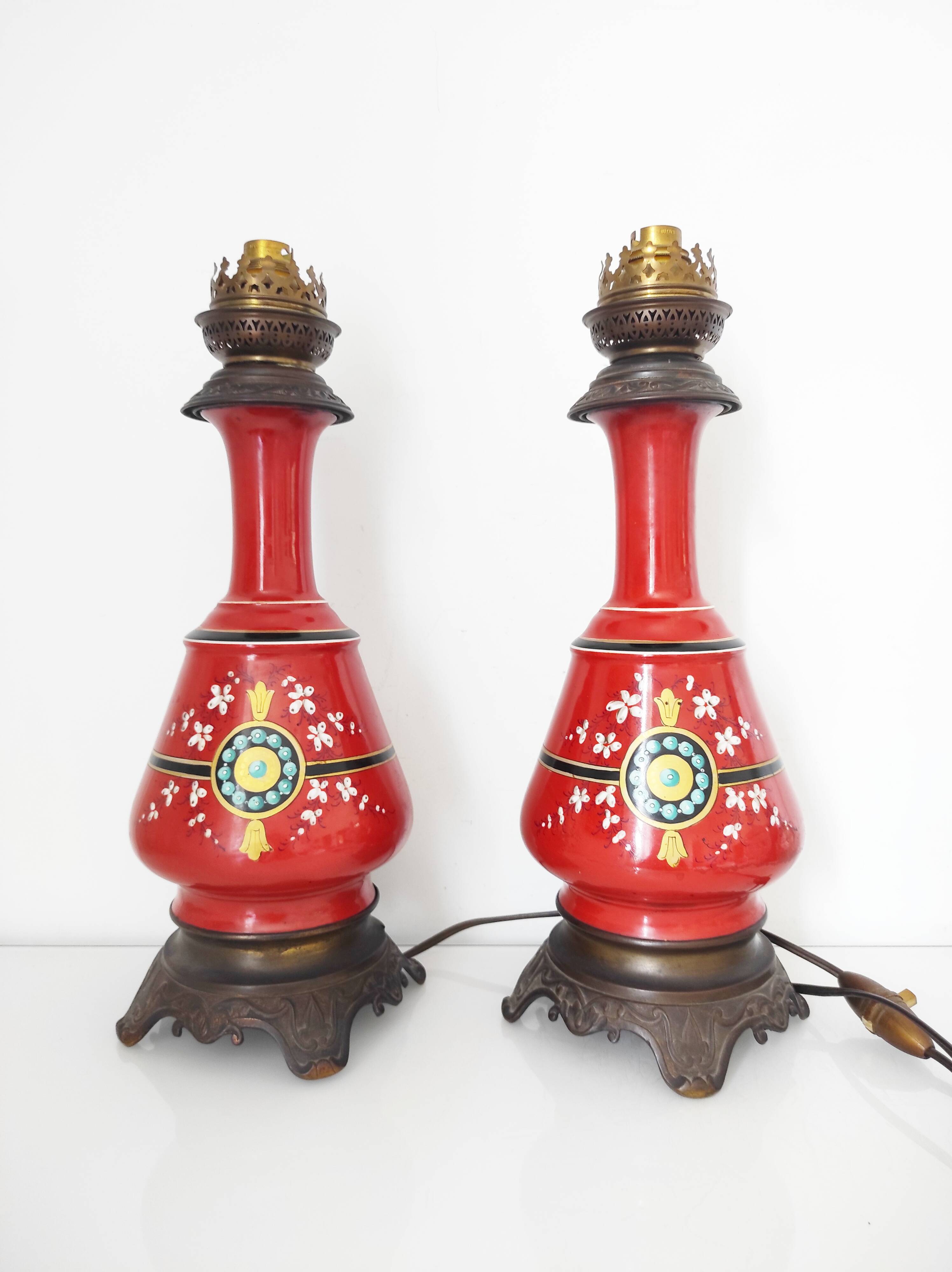 Paire de pieds de lampe rouges, 1900