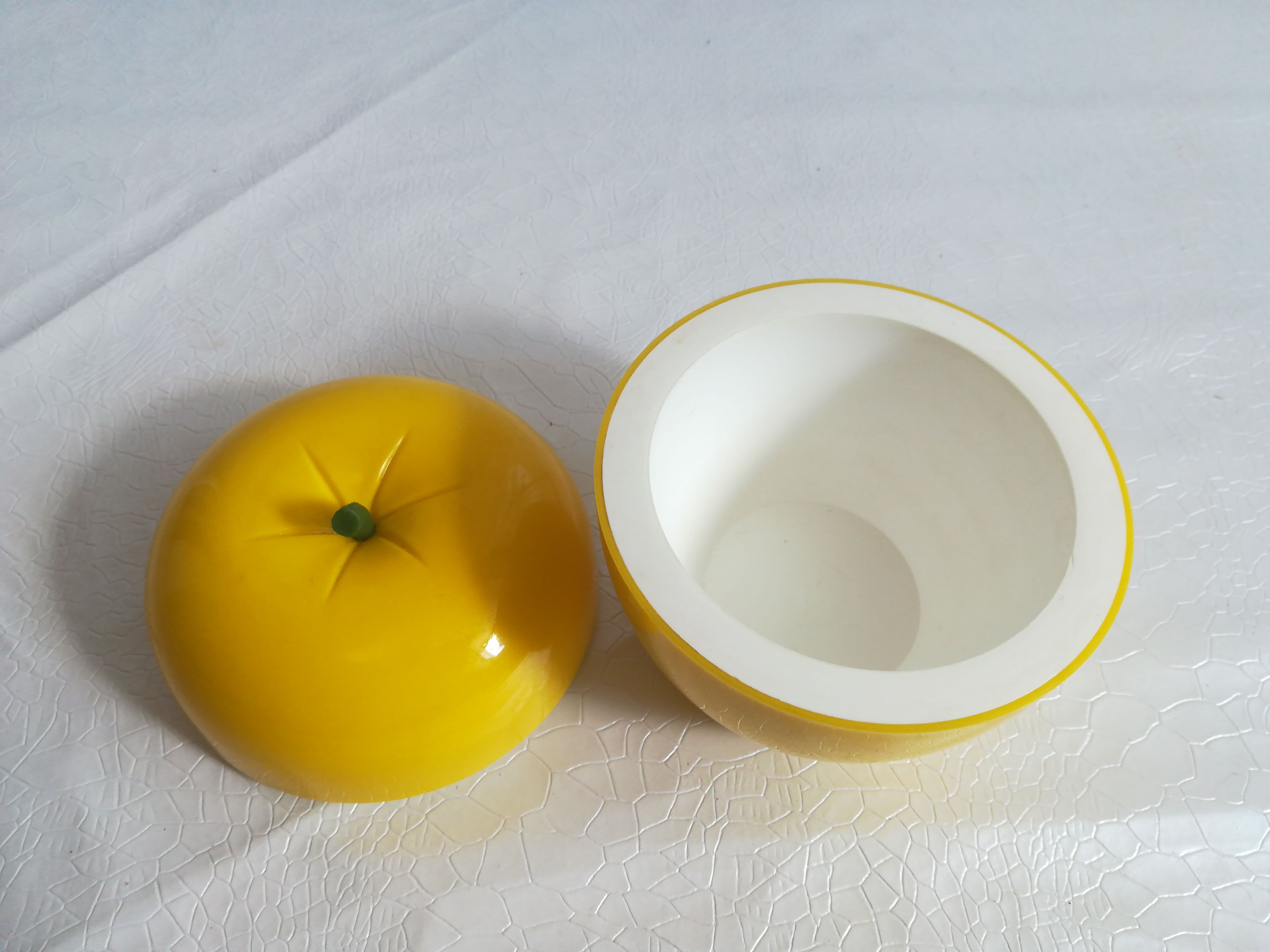 Yellow apple ice bucket