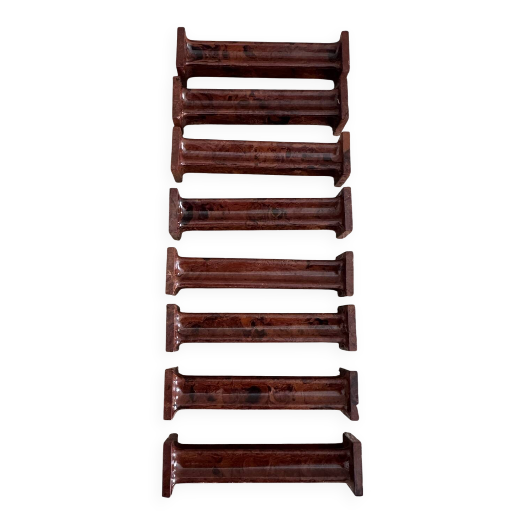 Set of 8 Bakelite knife rests with mahogany effect Art Deco