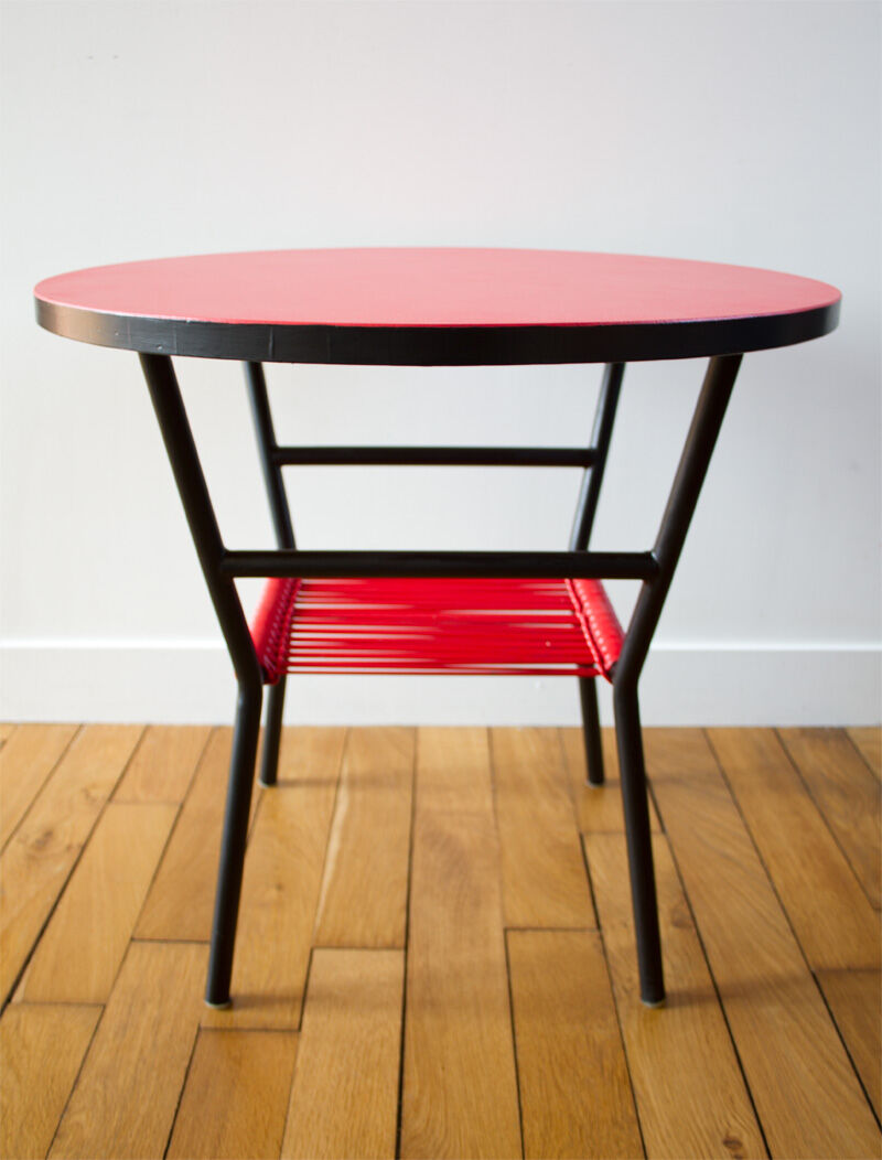 Table low red scoubidou