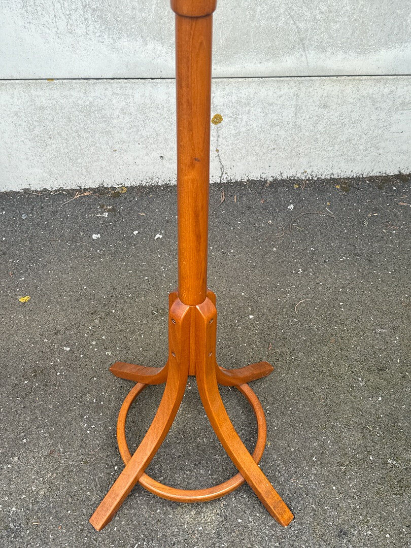 Coat rack – Vintage – Storage – Curved brown wooden parrot