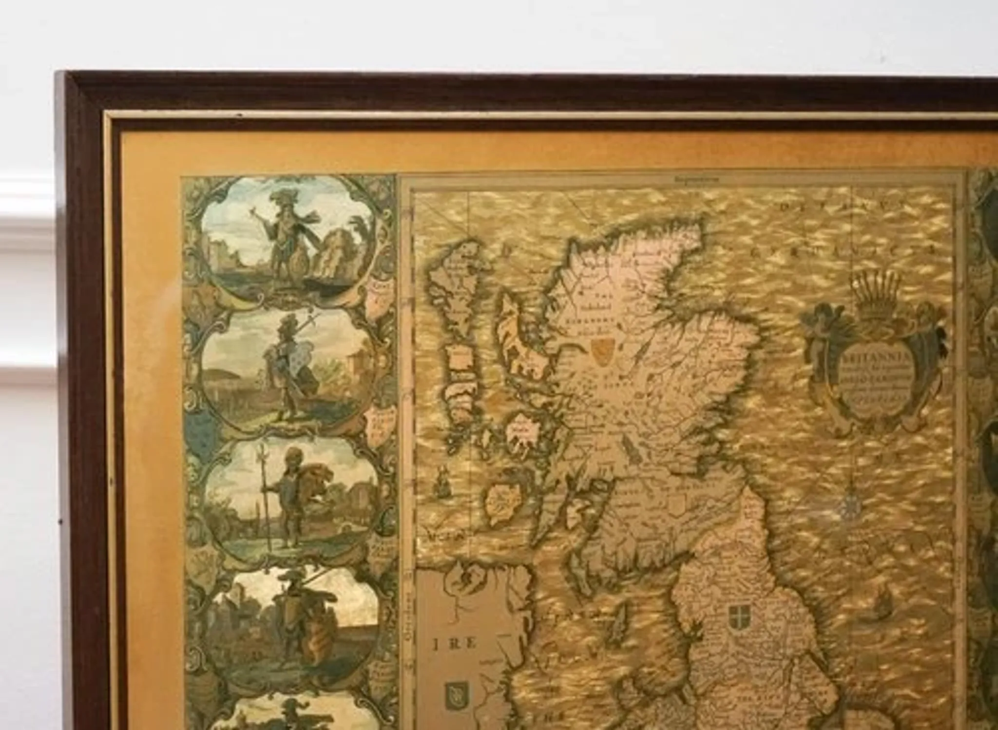 Vintage Map Golden Leaf of the British Isles by Joannes Janssen, 1646