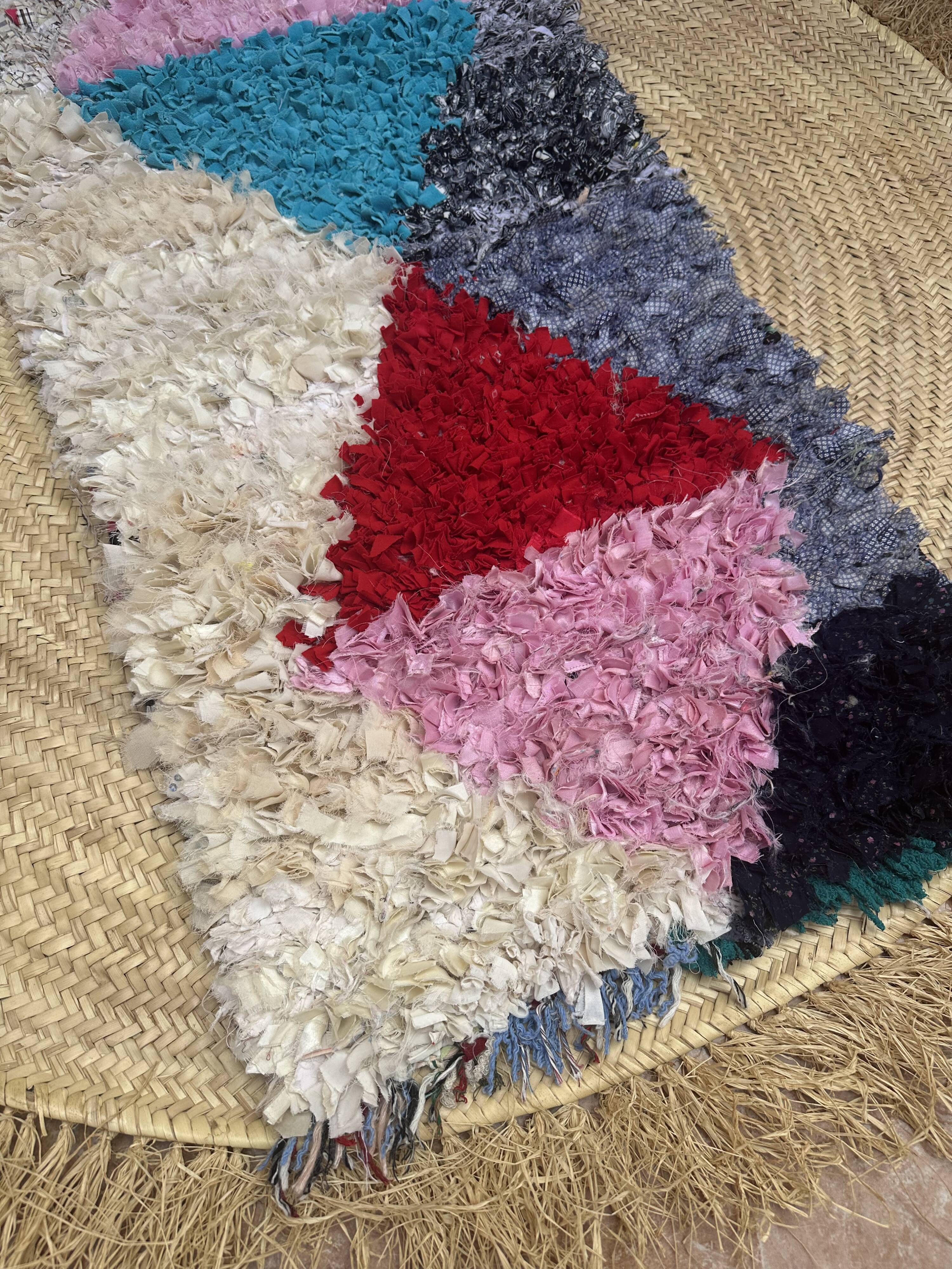 Small Moroccan rug - Vintage Art Deco rug - The Moroccan rug