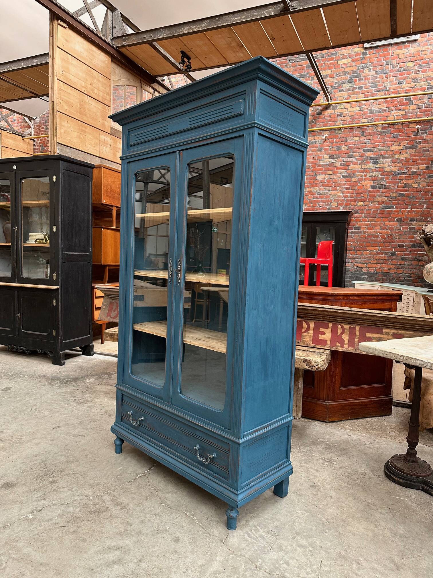 Oak bookcase Late 19th century