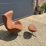 Fritz Hansen Egg Chair in Cognac leather + Ottoman!