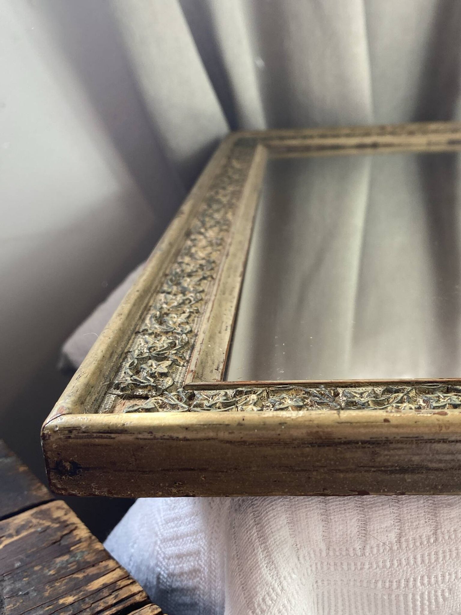 Miroir en bois et stuc, Napoléon  III 