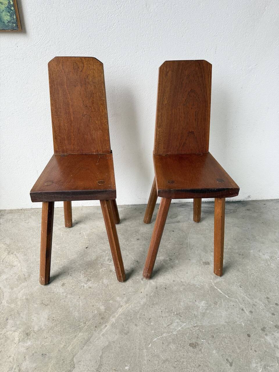 Paire de chaises brutaliste en chêne 1950