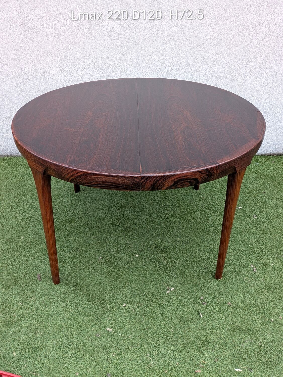 Extendable dining table in rosewood – Ib Kofod-Larsen – Denmark,