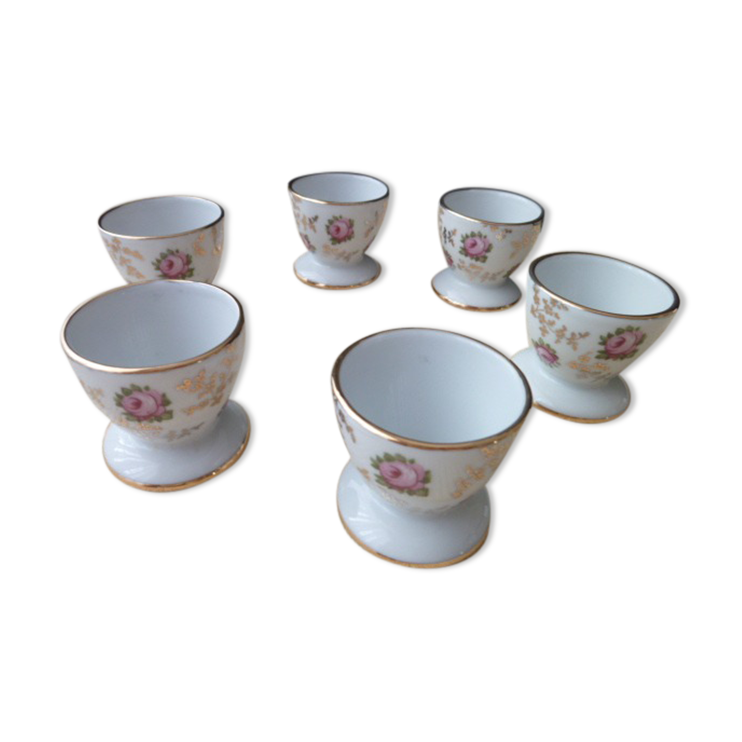 Set of 6 flowered shells in Limoges porcelain