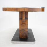 1930s Art Deco Dining Table in Walnut, Czechoslovakia