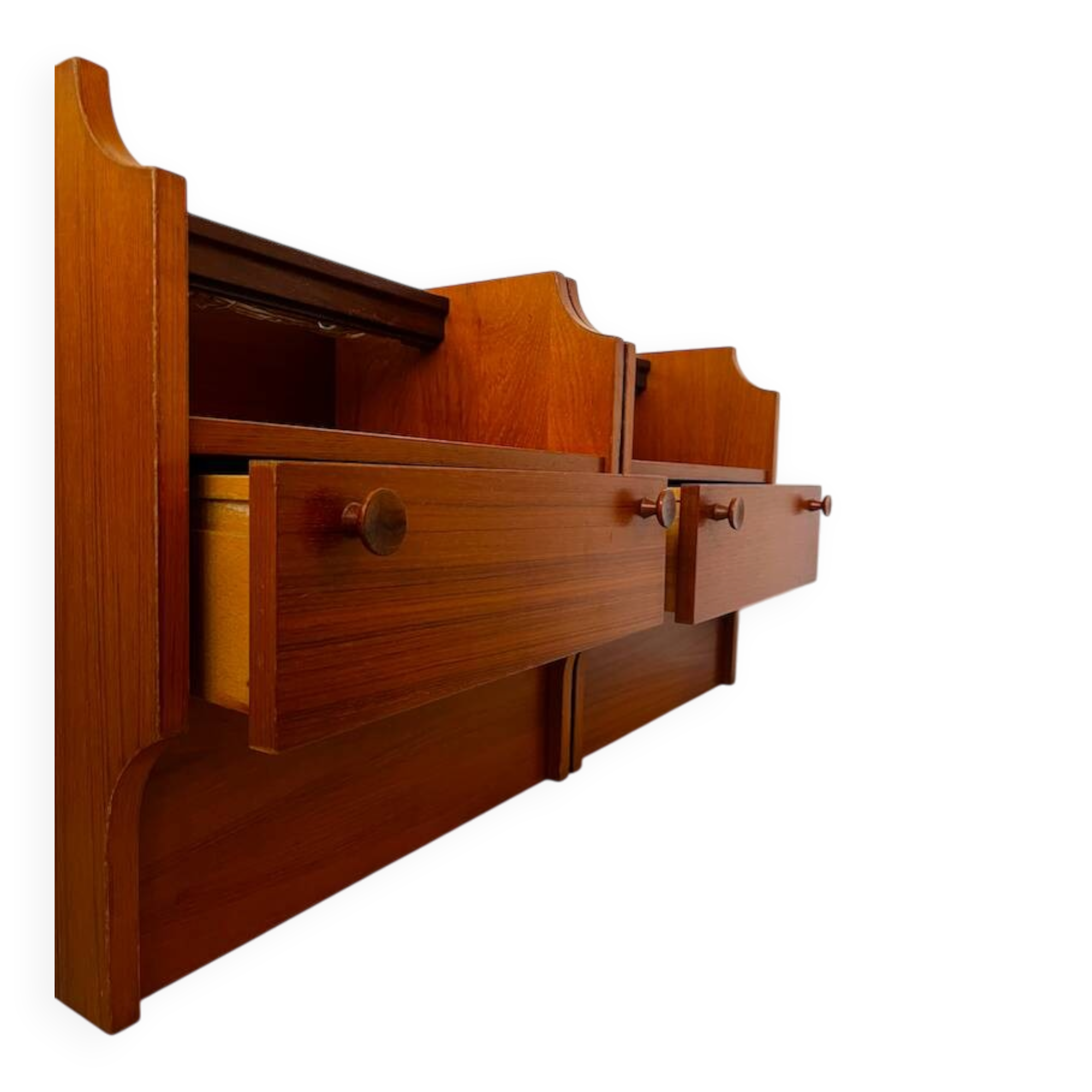 Paire de tables de chevet en teck