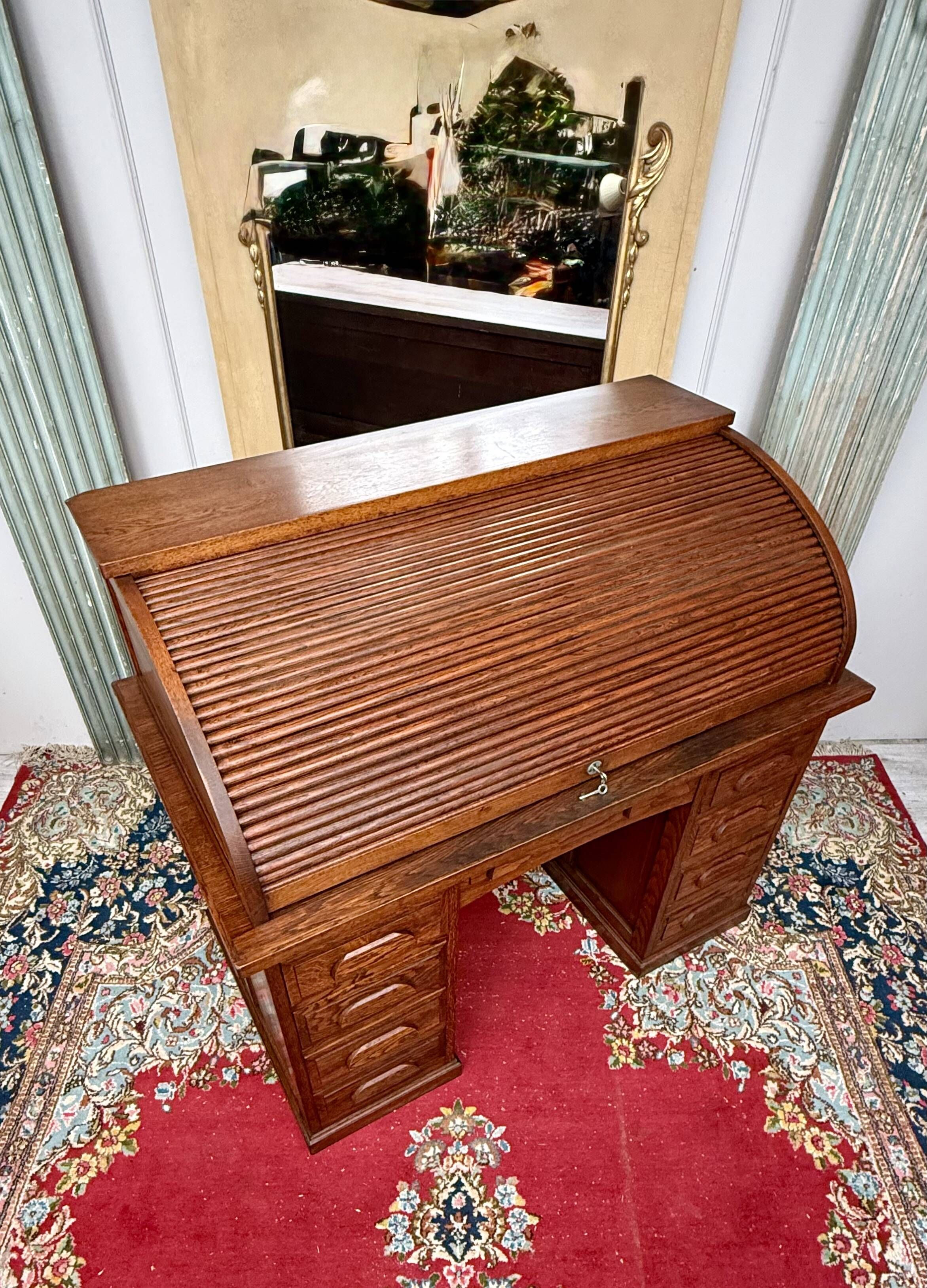 American desk in solid oak
