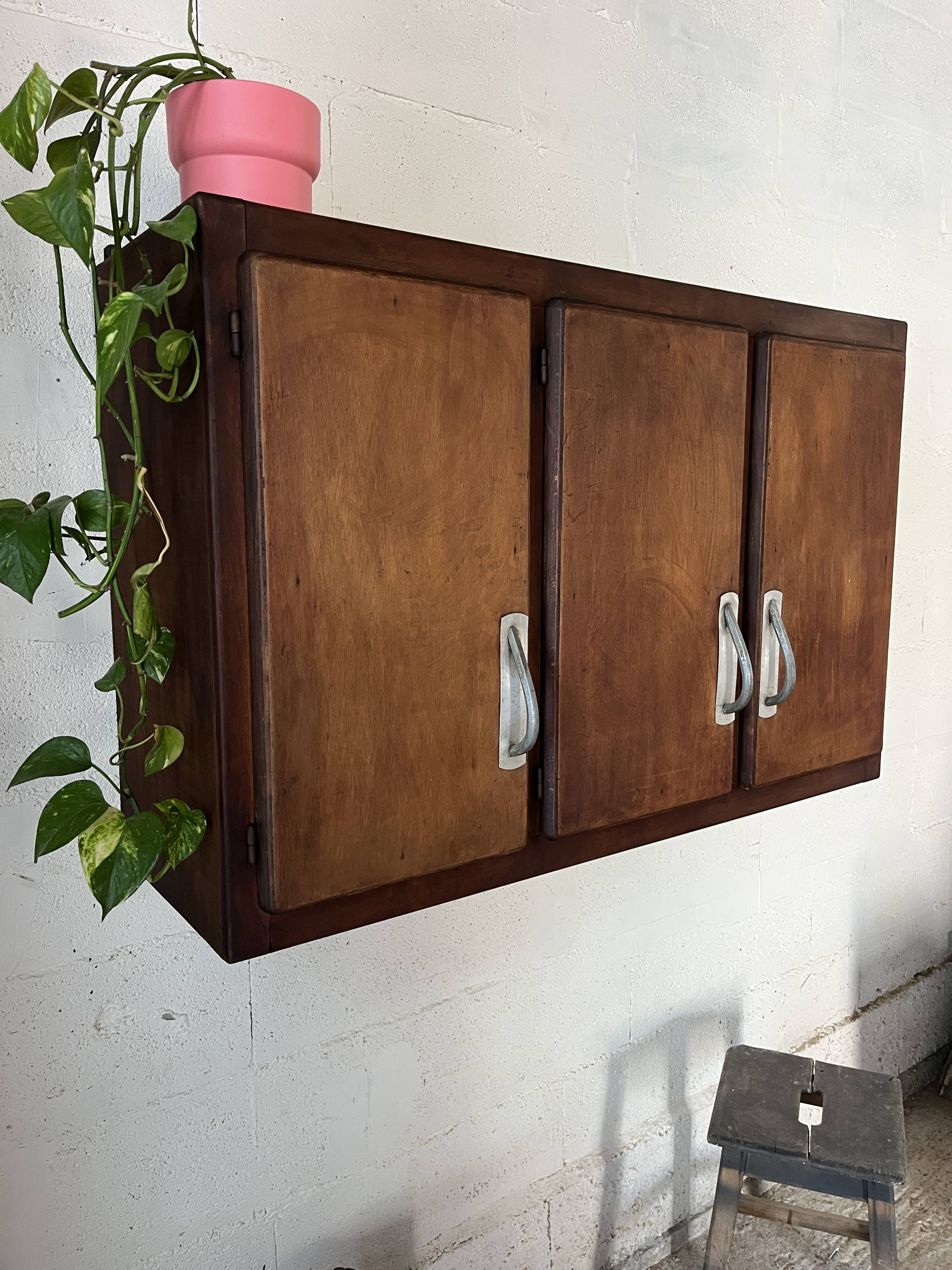 Mado wall cupboard