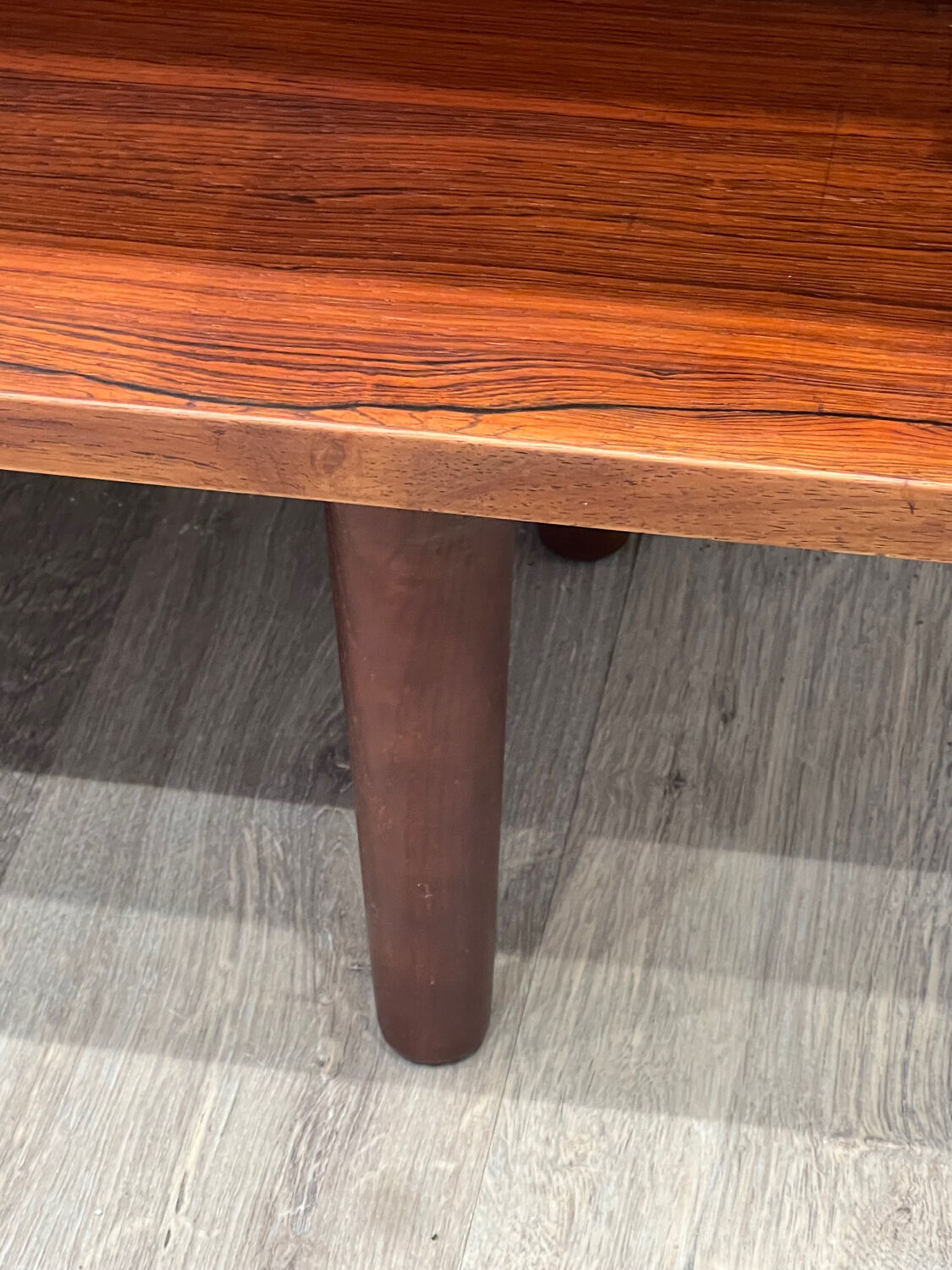 Bibliothèque scandinave en palissandre