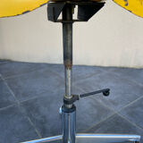Tabouret industriel ancien