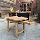 Oak Country Table