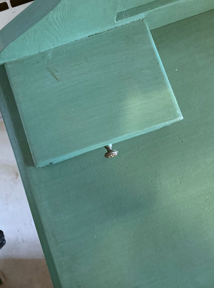 Art Deco hairdresser