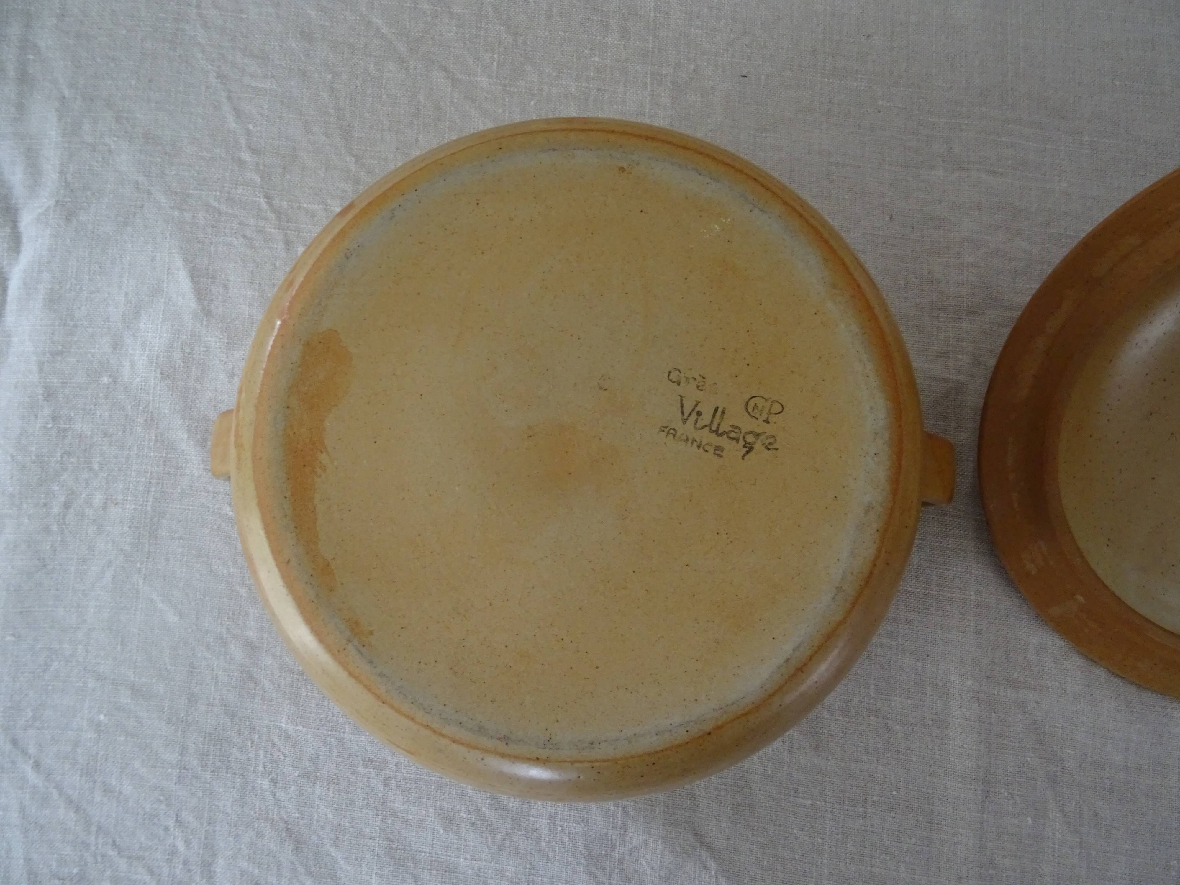 Soup tureen sandstone CNP Village France