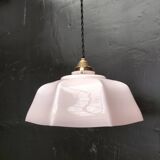 Opaline suspension
