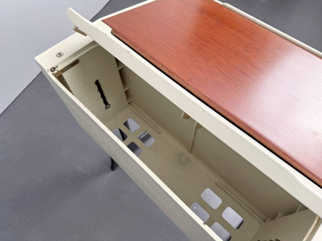Desk, height-adjustable, by Luigi Colani for Flötotto, Germany, 1970s