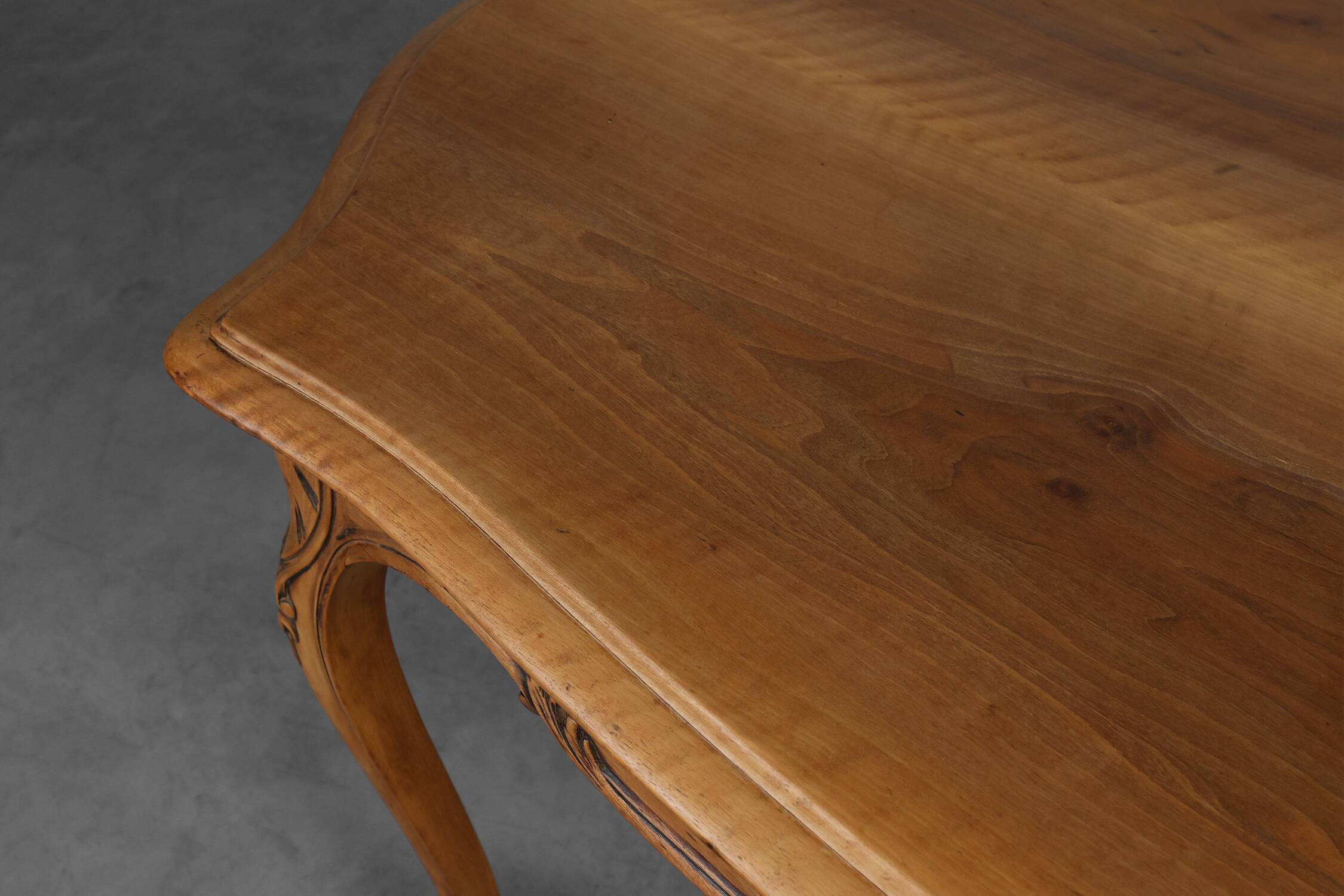 Late 19th‑century Walnut side table in the Louis XV style, France