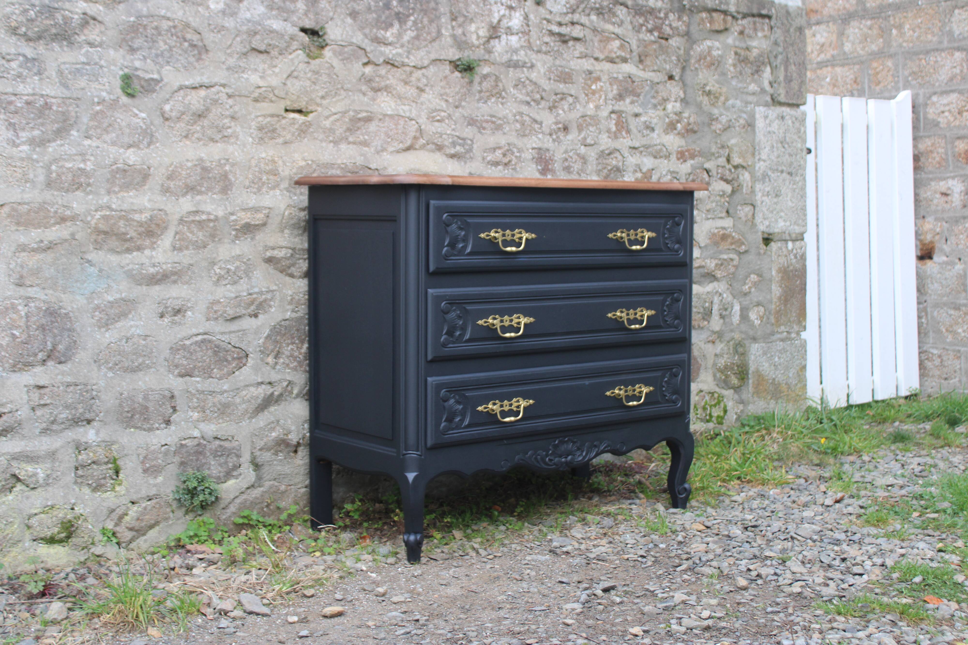 Commode arbalète ancienne