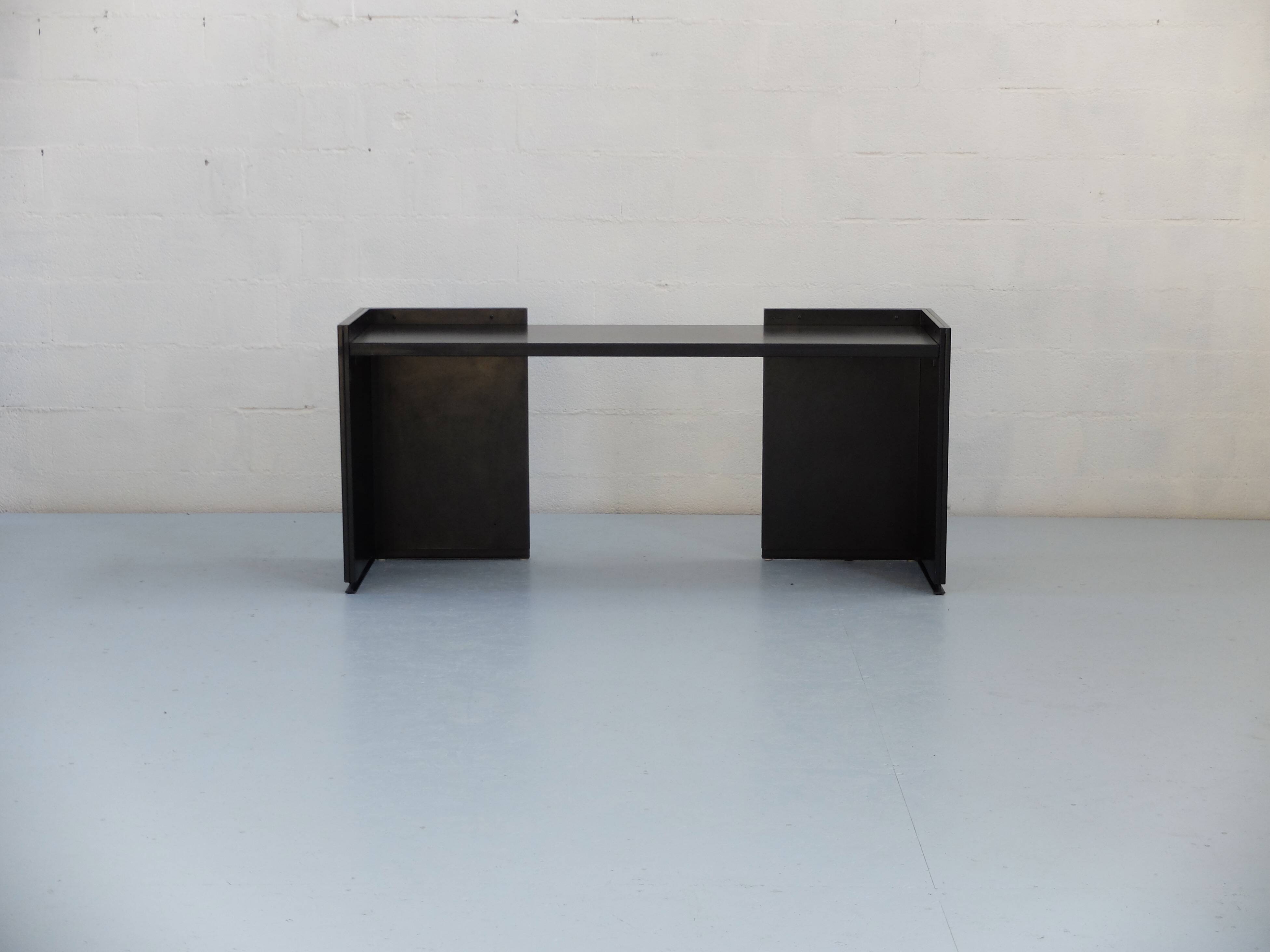 Console, bureau industriel par Osvaldo Borsani et Eugenio Gerli pour Tecno