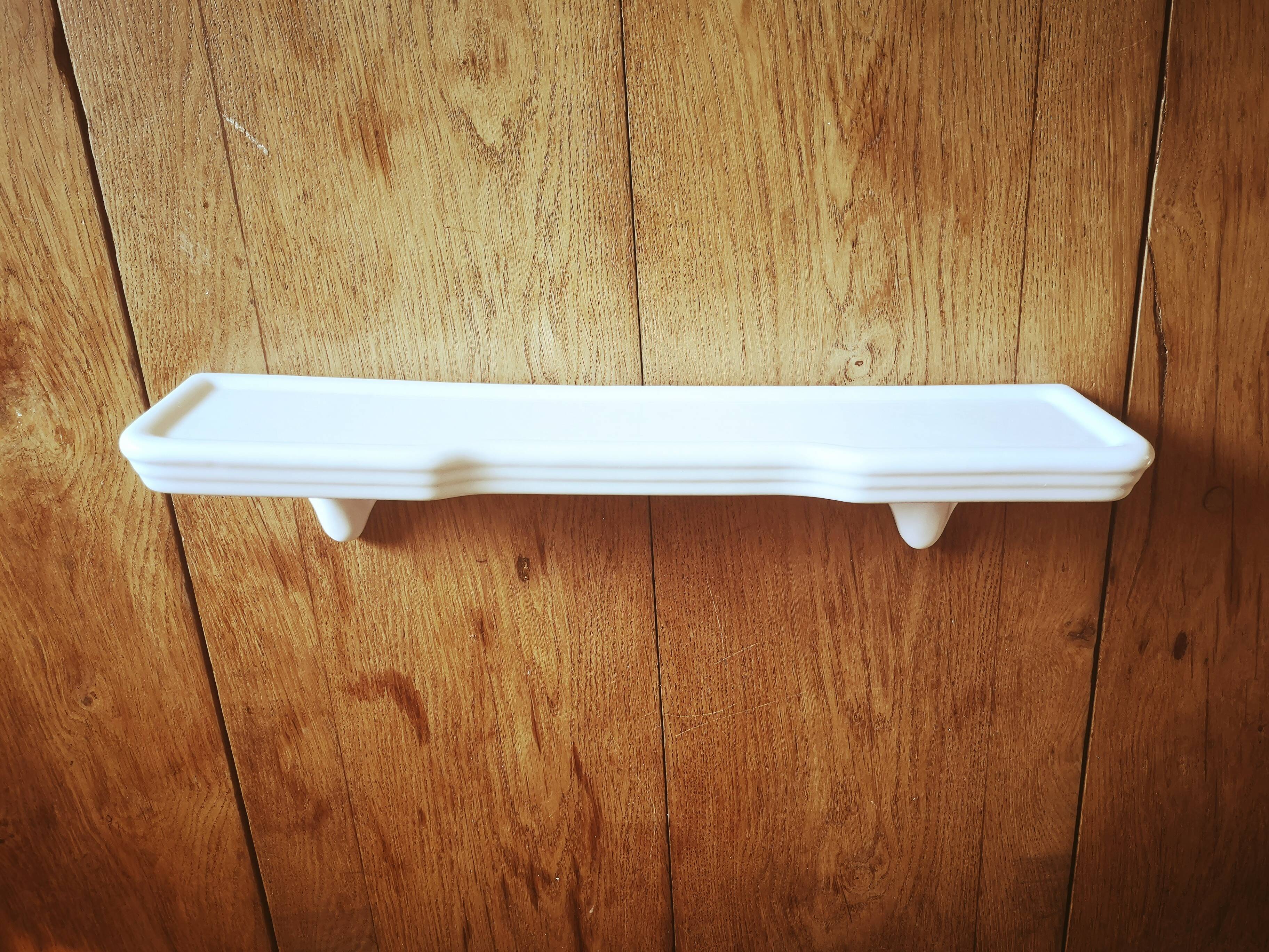 Tablet, white porcelain wall shelf