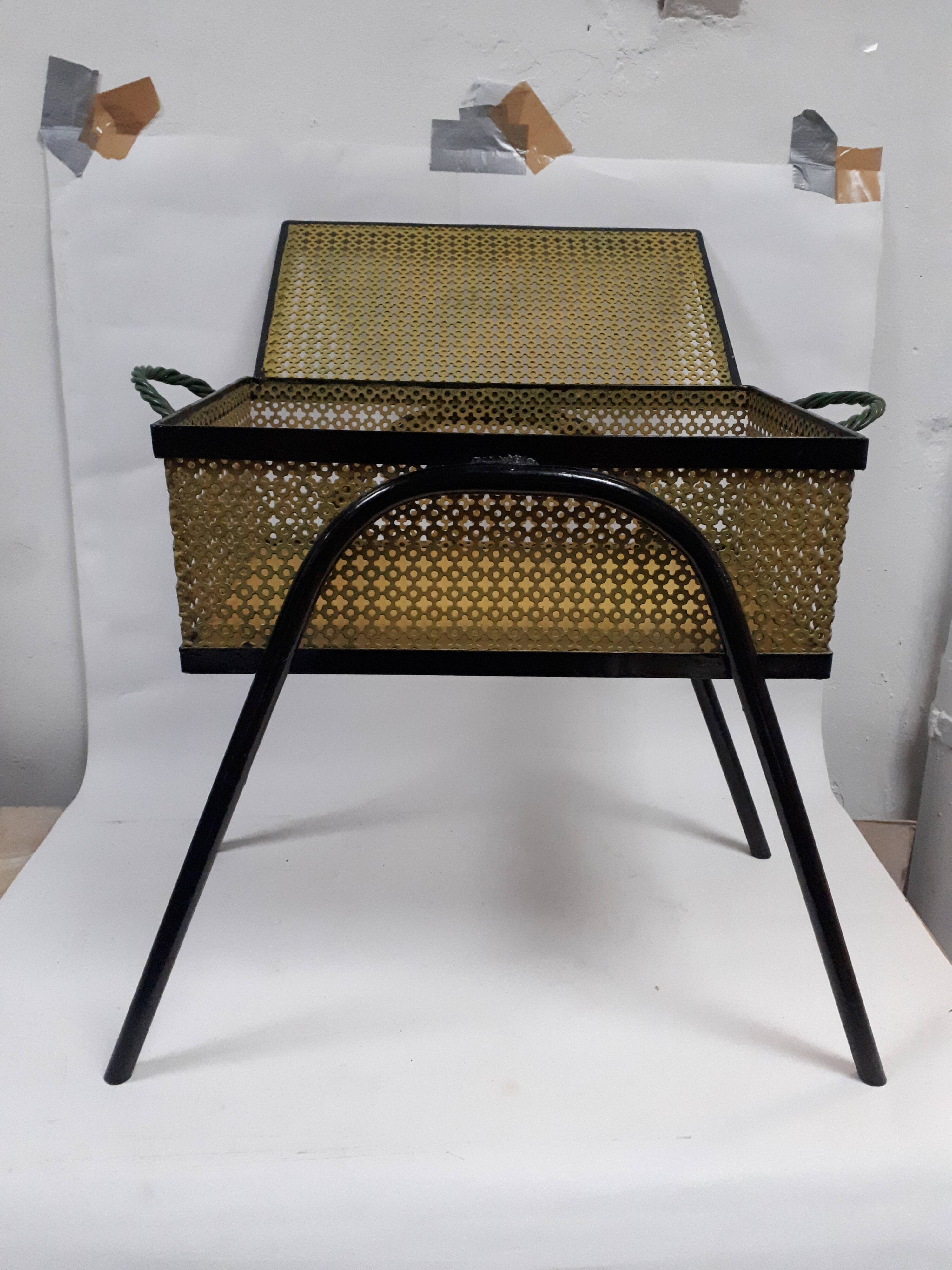 metal seamstress style vintage 1960 yellow and black