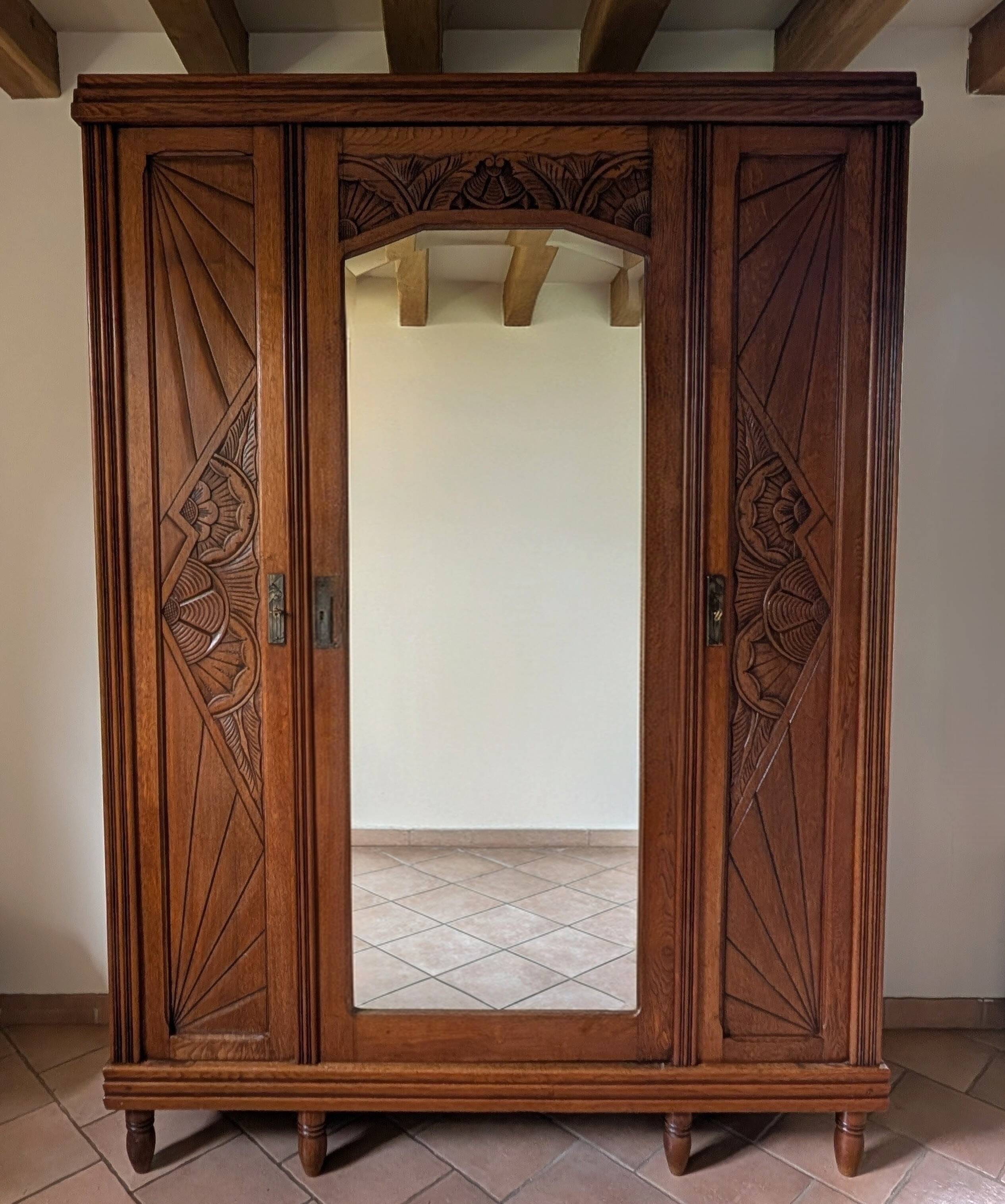 Armoire Art Déco