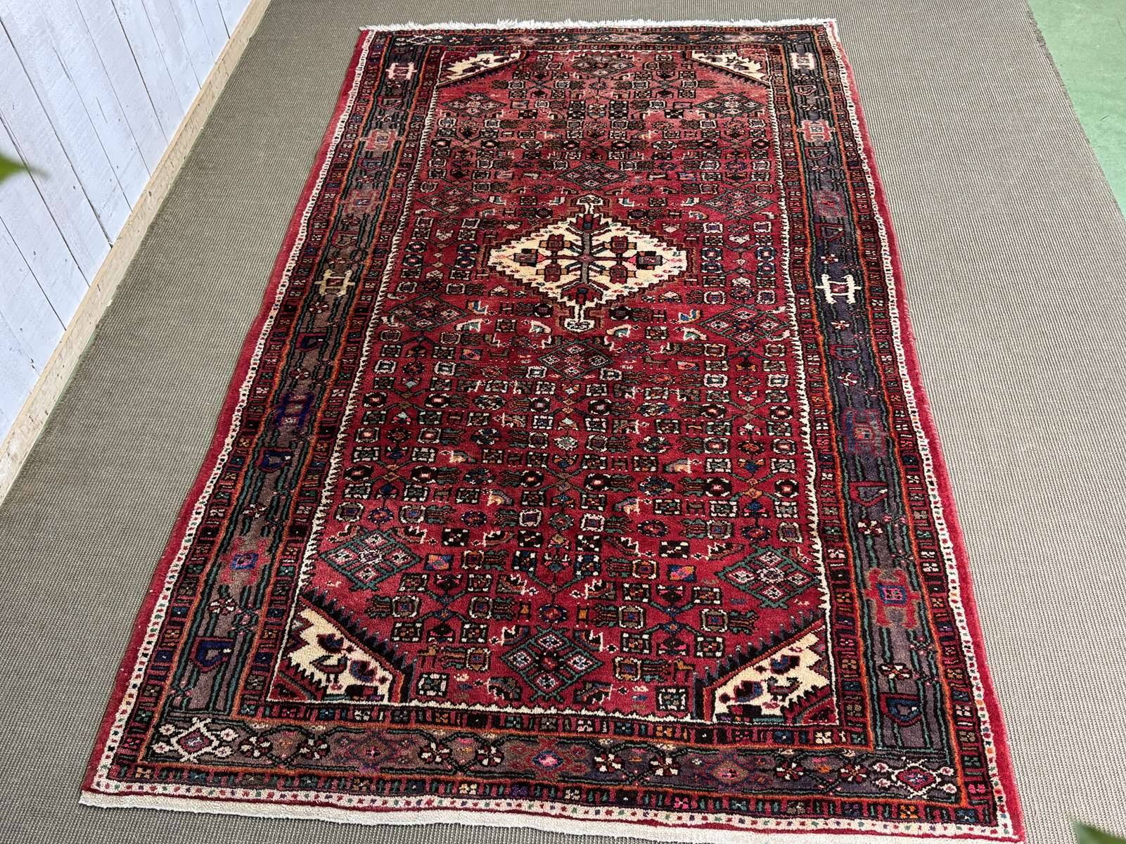 Tapis iranien en laine fait main