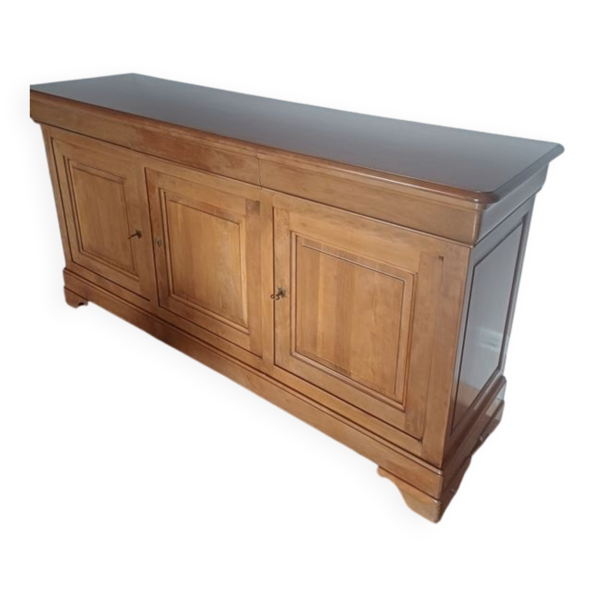 Low buffet in solid cherry wood, 3 doors, 3 drawers.