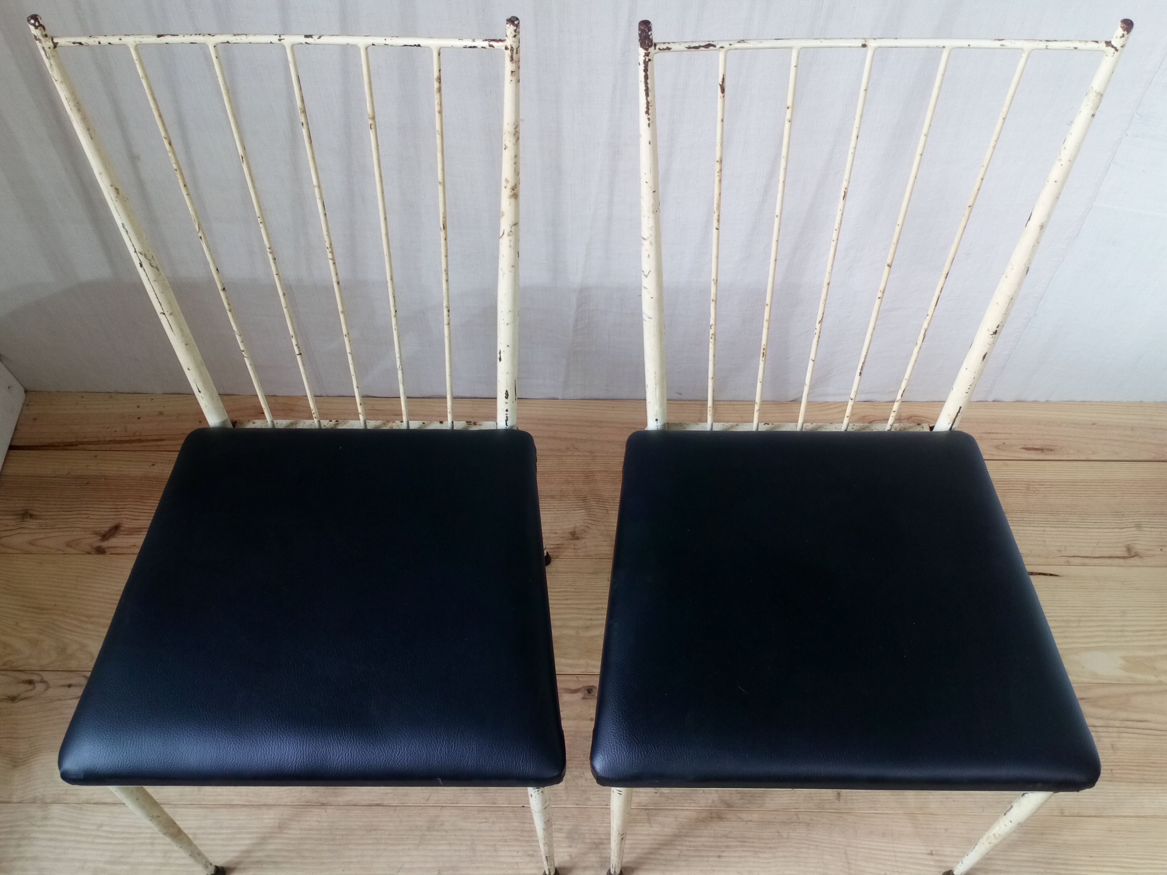 Pair of chairs of Colette Gueden 1950