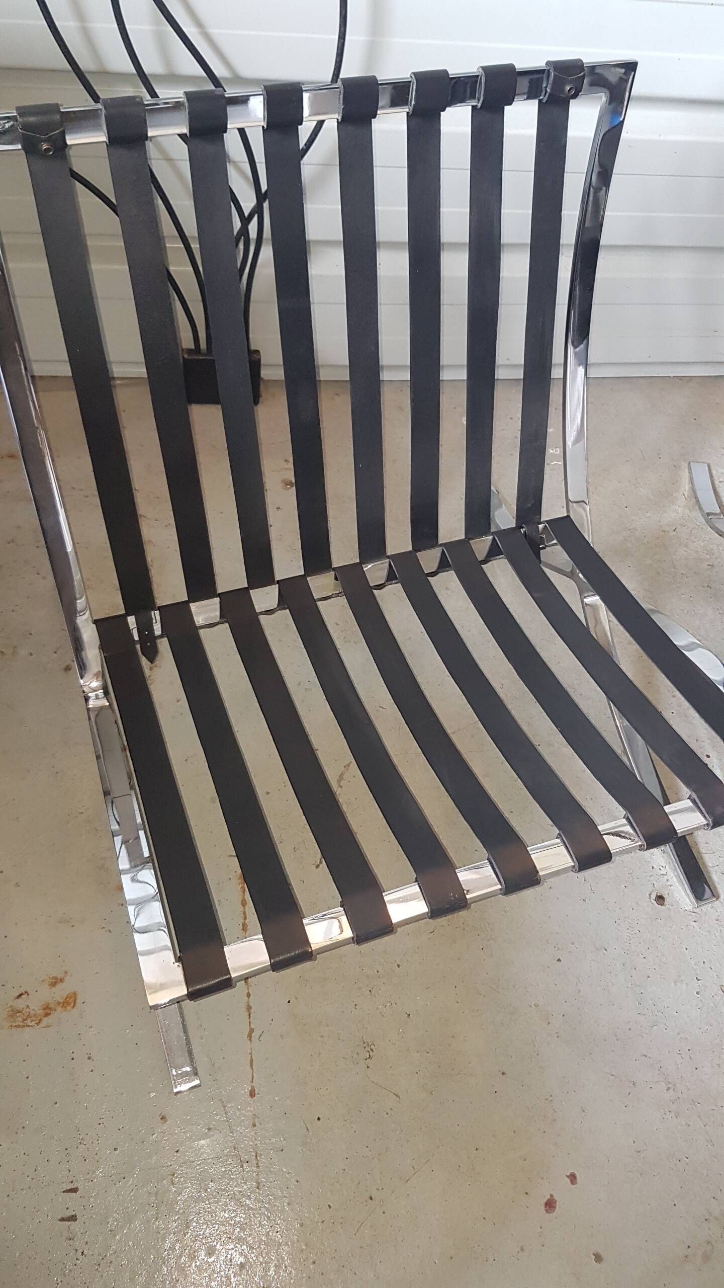Paire de chauffeuse Barcelona de Mies Van Der Rohe, Knoll