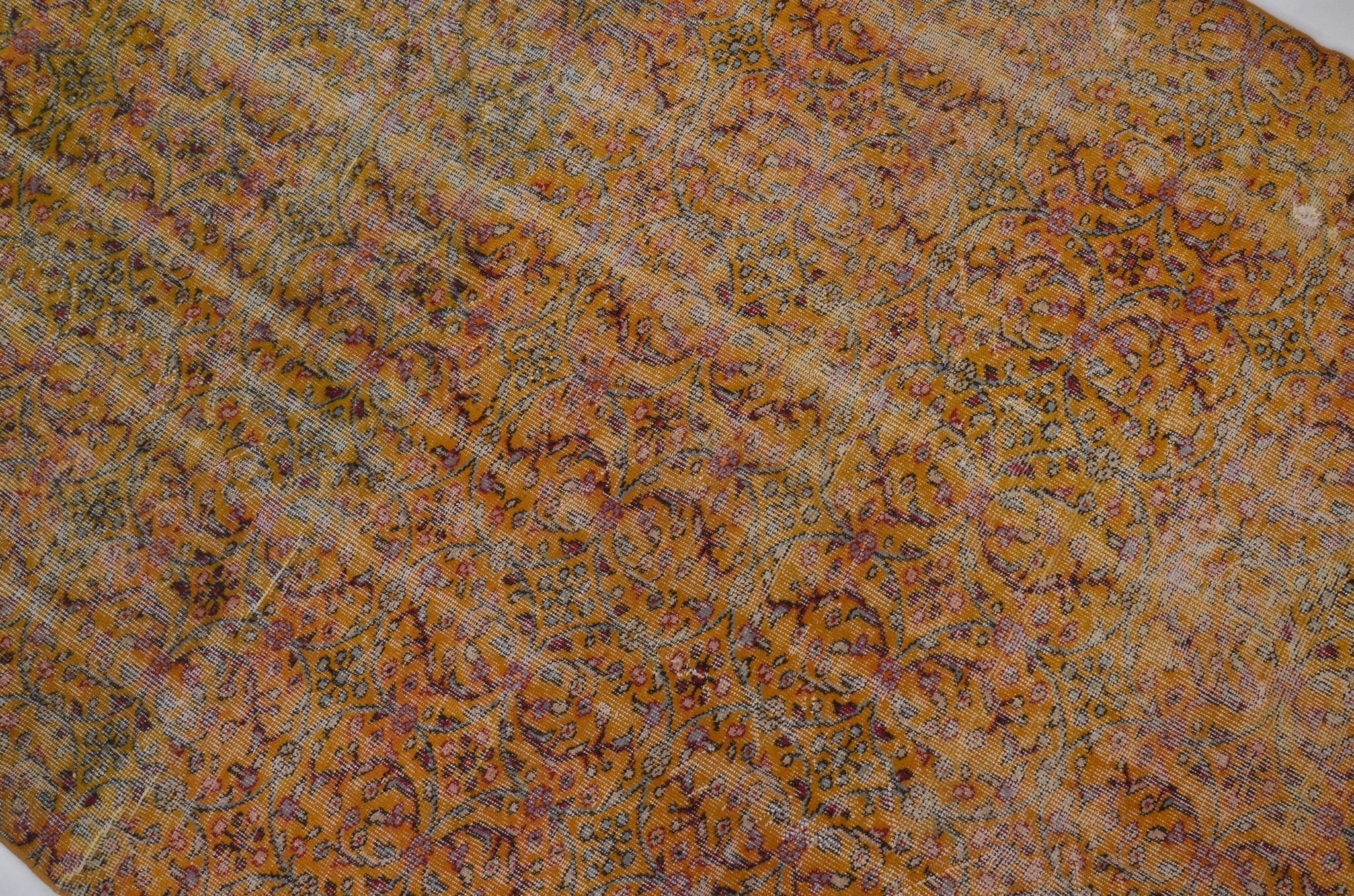 Tapis tribal orange