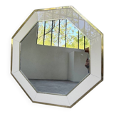 Octagonal mirror in white lacquer with brass surround