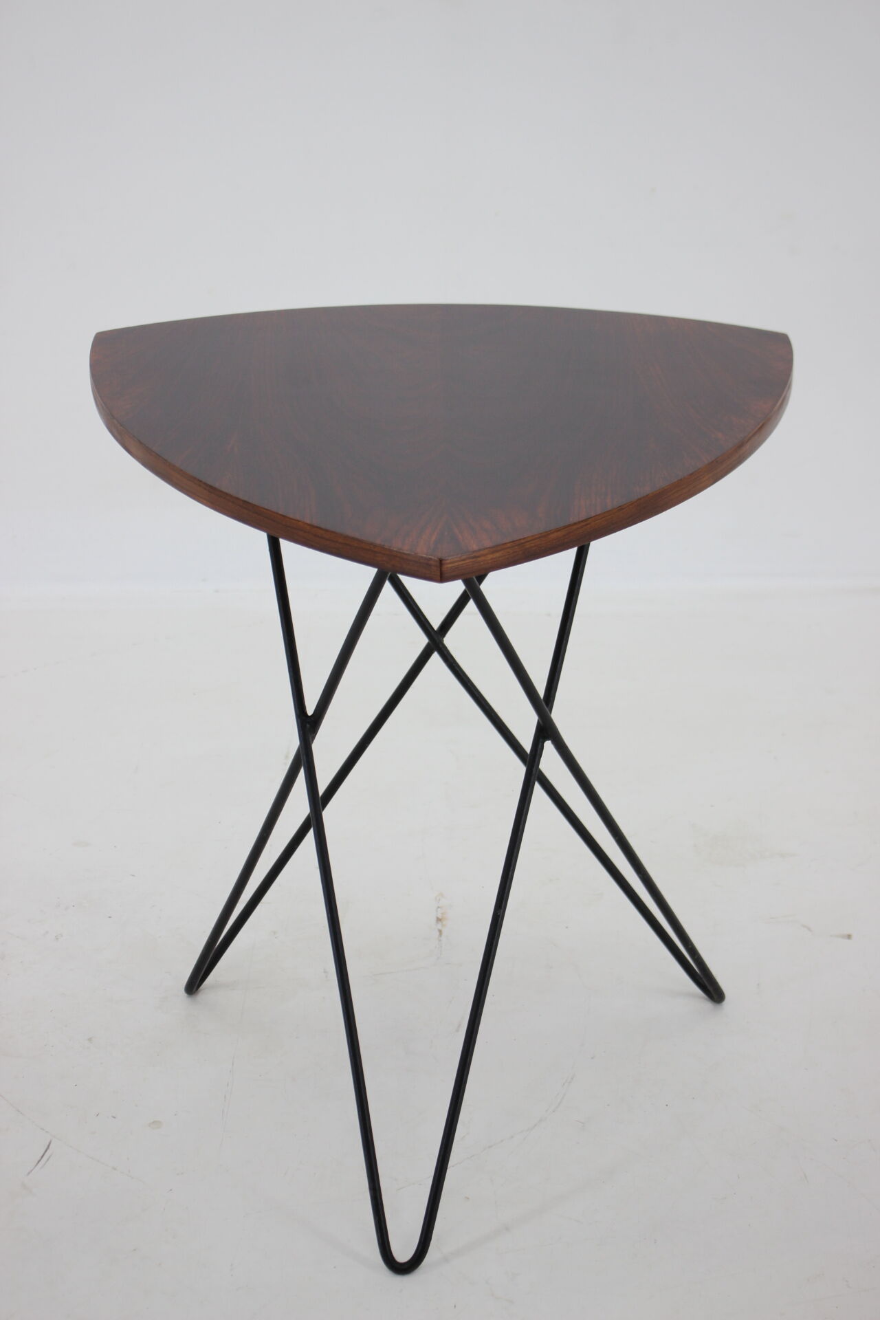 Basses ou table d’appoint des années 1970, Tchécoslovaquie