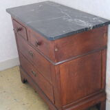 Commode  Louis Philippe en chêne foncé et marbre noir