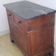 Commode  Louis Philippe en chêne foncé et marbre noir