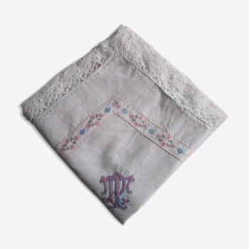 Old pillowcase embroidered and monogrammed in cotton :70x70cm