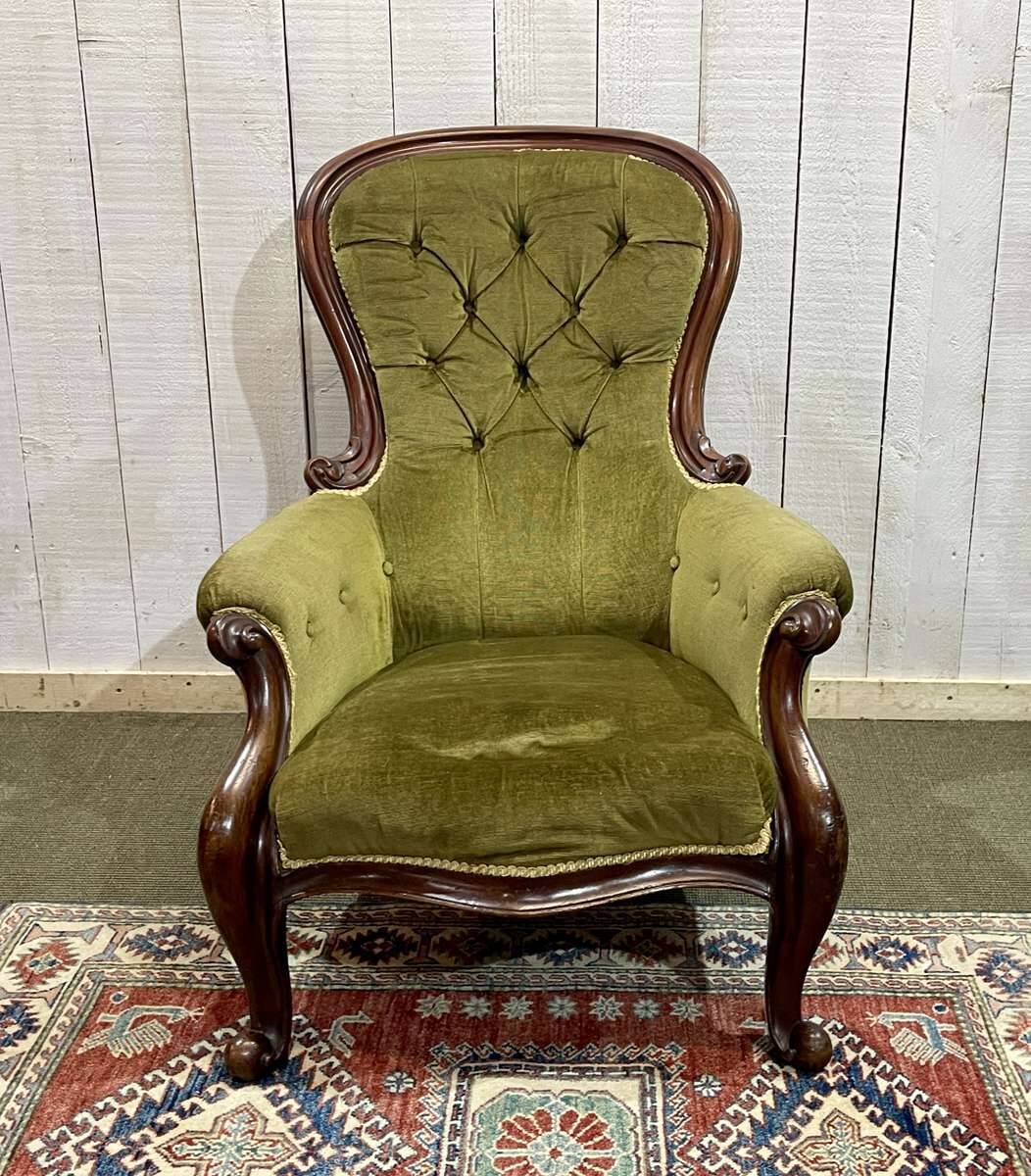 19th century Victorian mahogany armchair