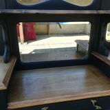 Napoleon III showcase shelf