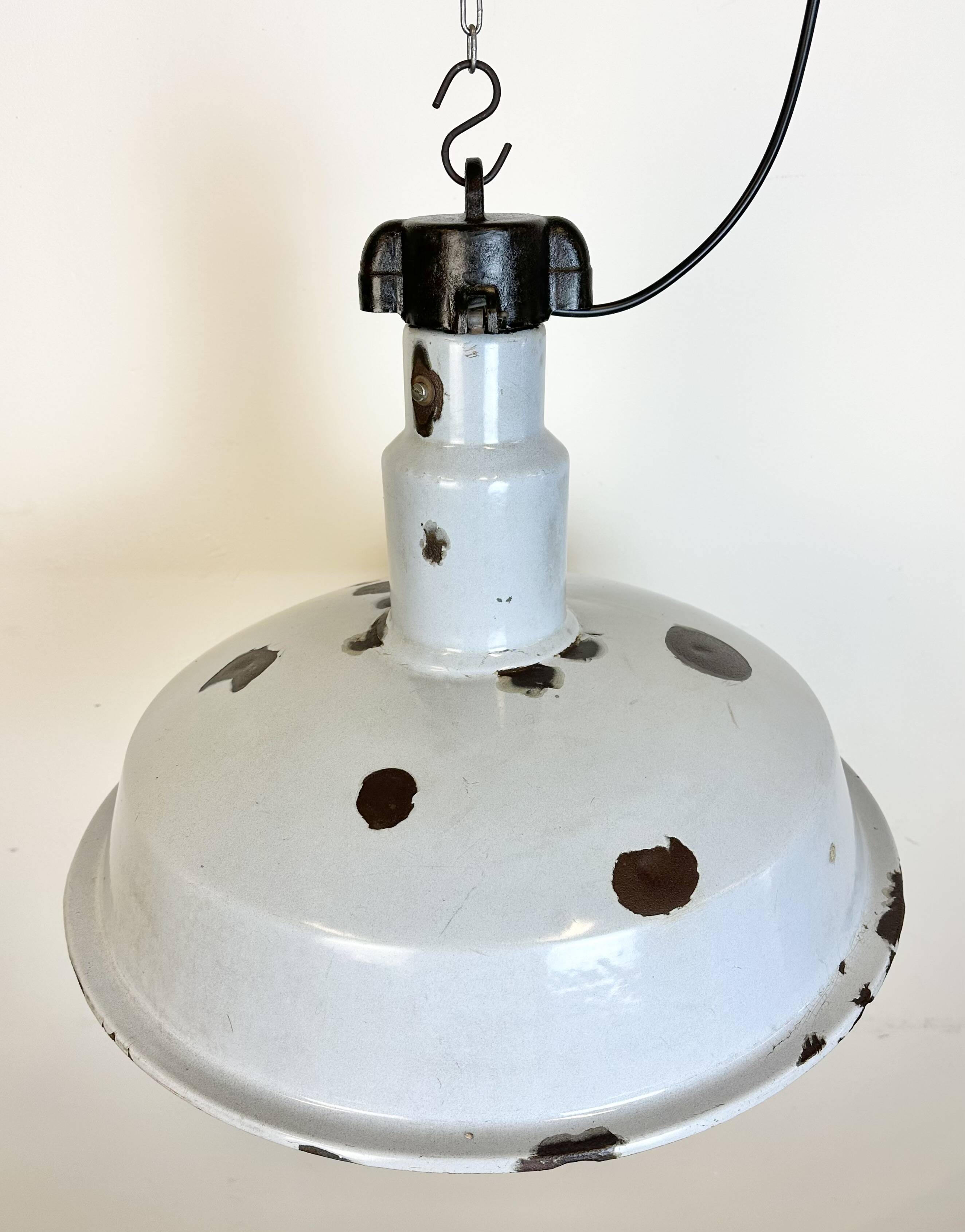 Large Industrial Midcentury Grey Enamel Factory Lamp, 1950s