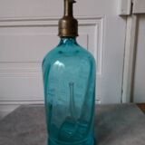 Ancien siphon en verre bleu
