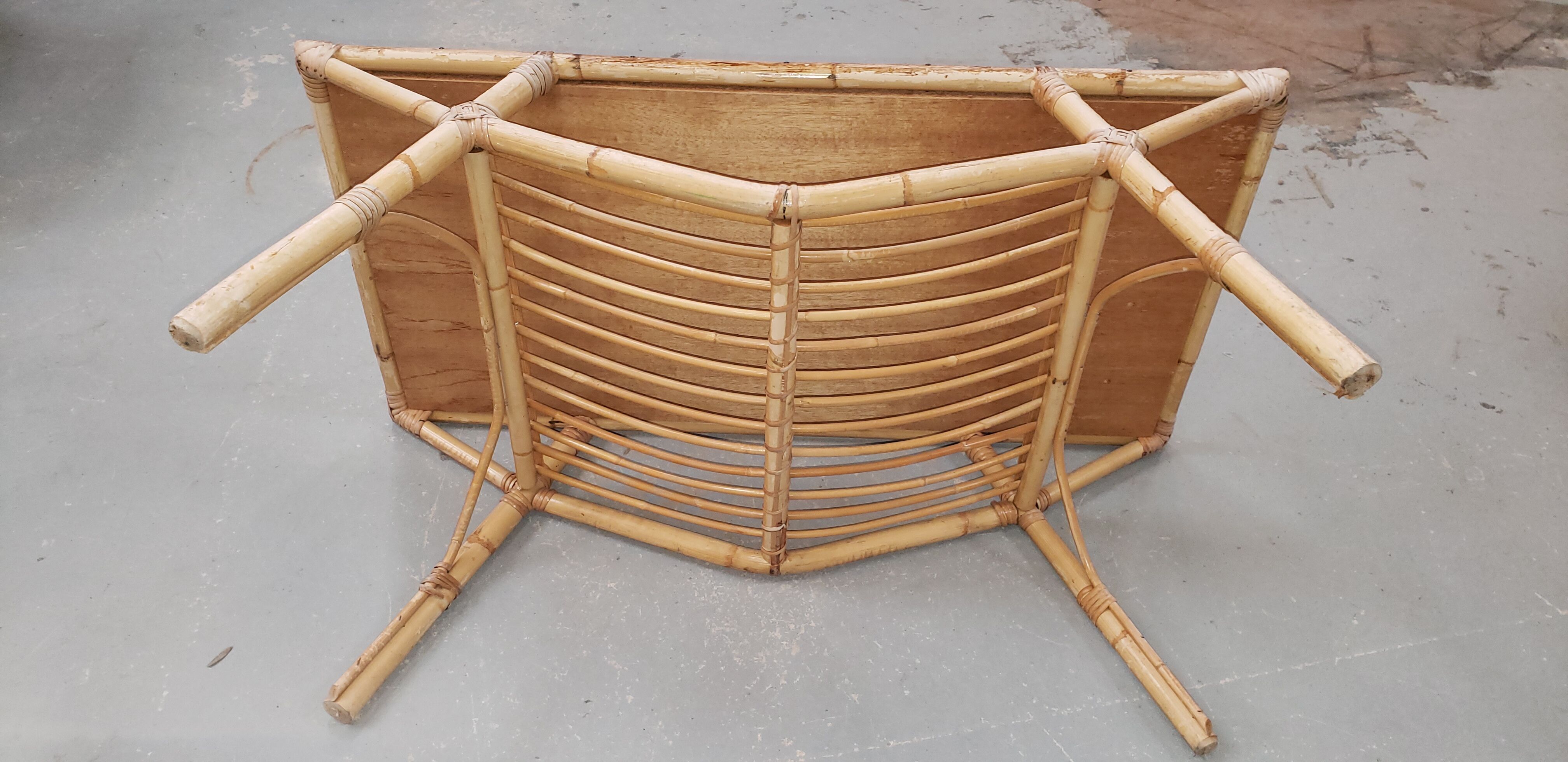 Set chairs and table bamboo and rattan year 70