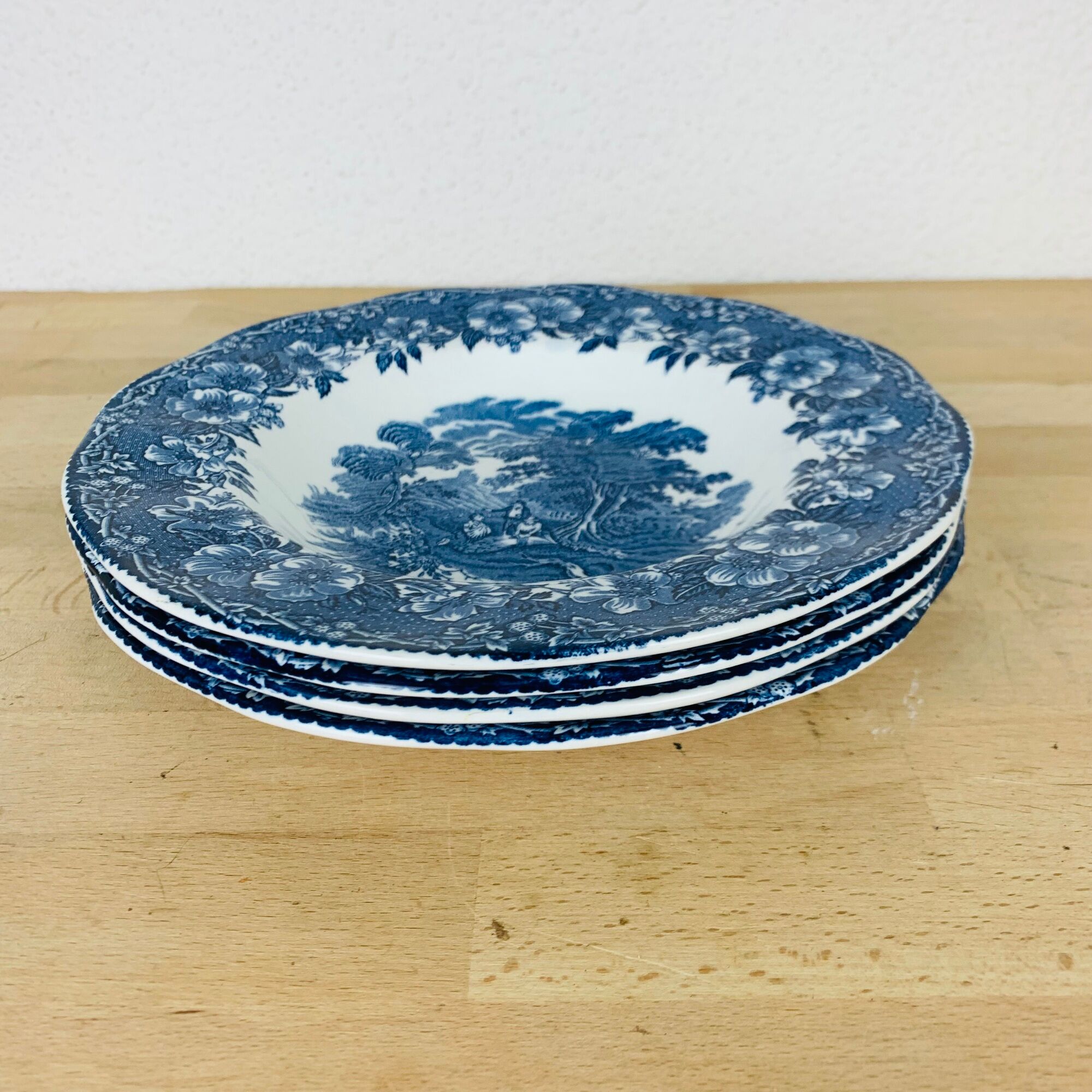 4 Woodland Wedgwood English blue hollow plates