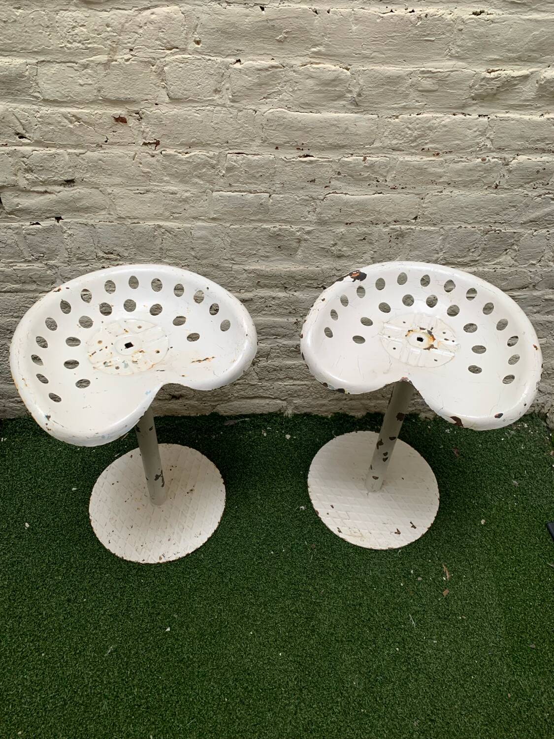 2 tabourets siège de tracteur