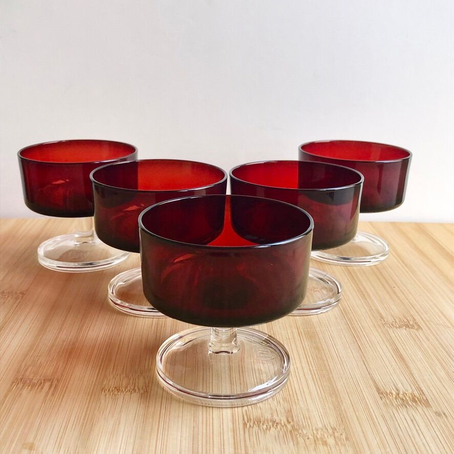 BP Red Luminarc Cups