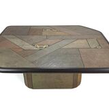 Table basse brutaliste Paul Kingma - pierre, ardoise et laiton